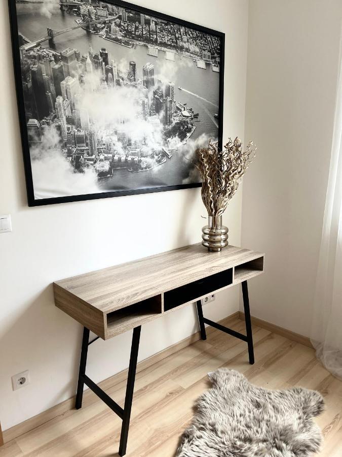 Appartement Corvin Promenade Crystal à Budapest Extérieur photo