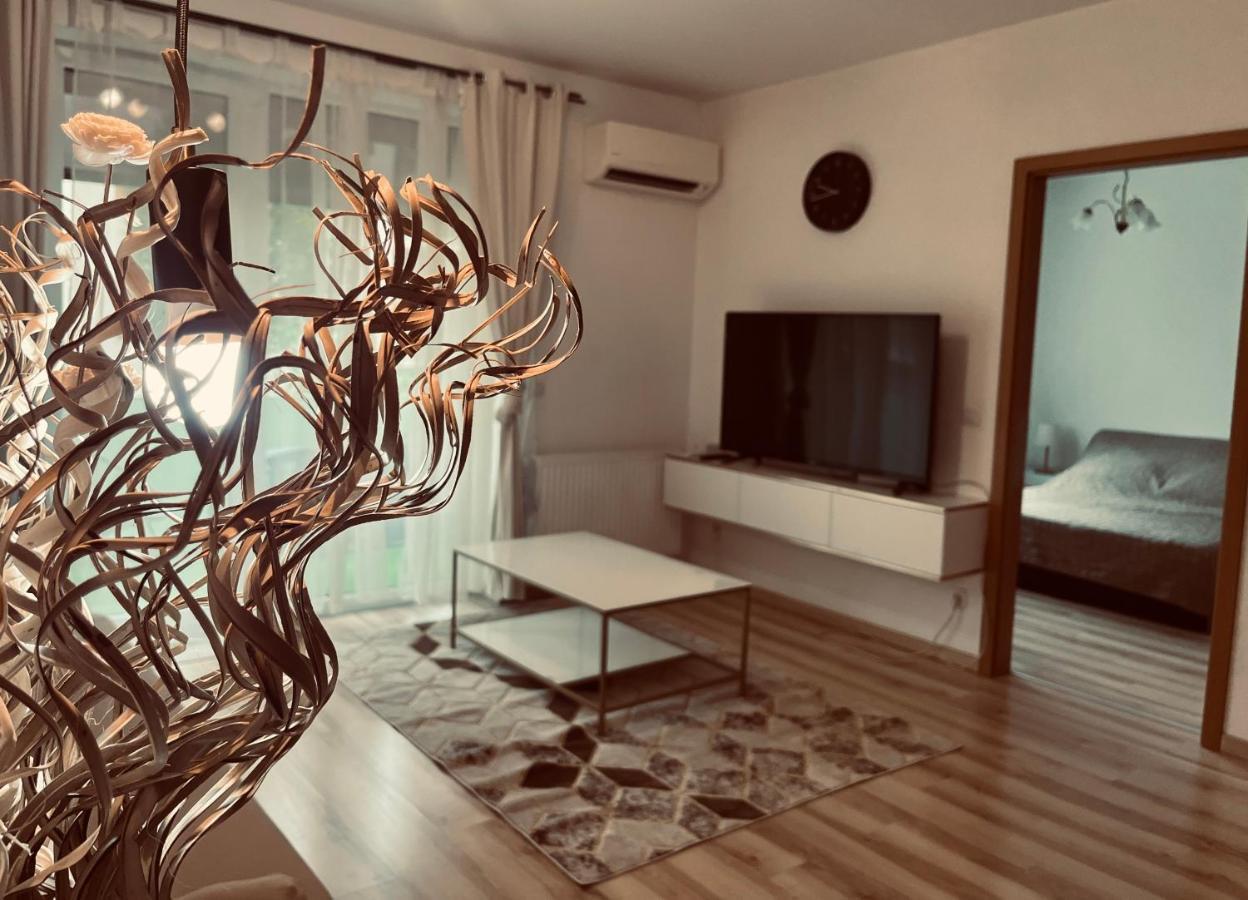 Appartement Corvin Promenade Crystal à Budapest Extérieur photo