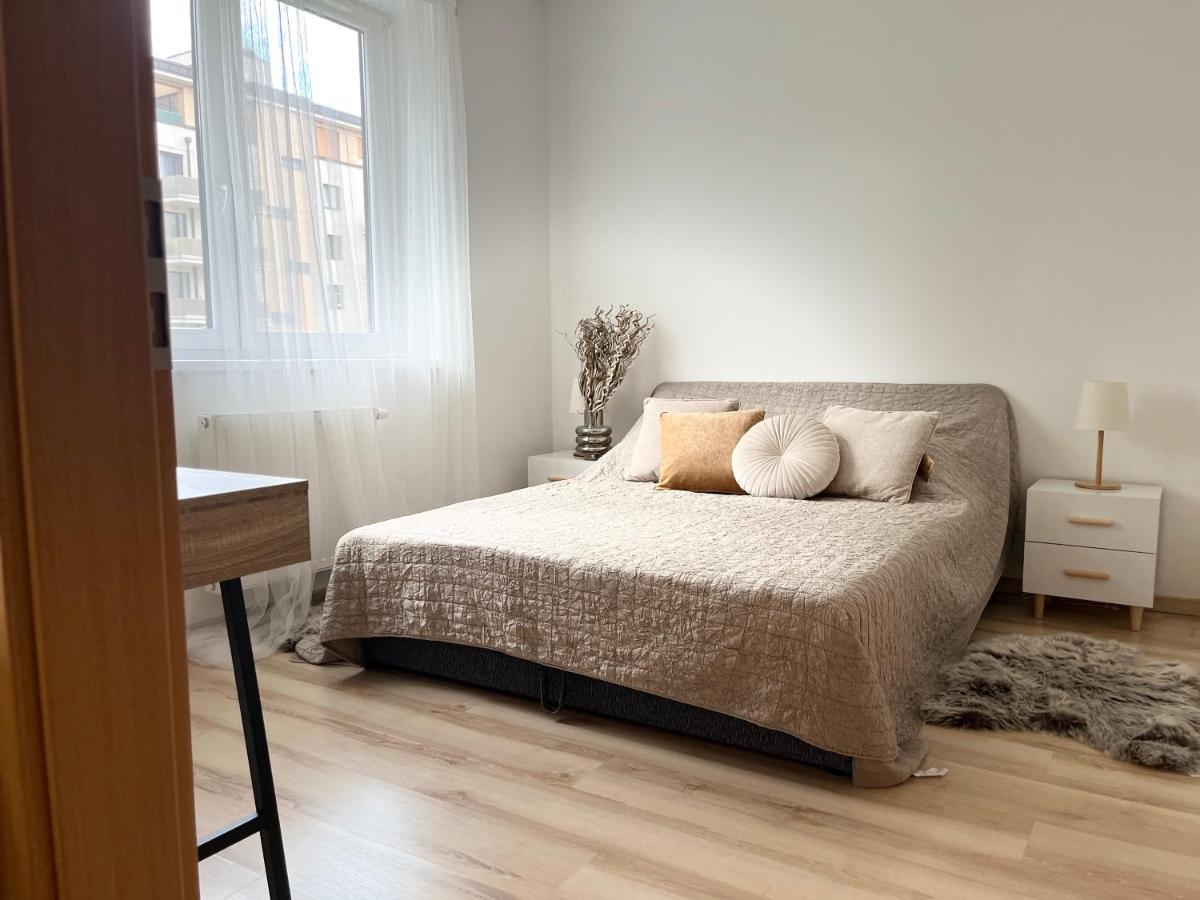 Appartement Corvin Promenade Crystal à Budapest Extérieur photo